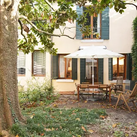 Casa Del Filosofo - In Pieno Centro Con Giardino Lägenhet Padua